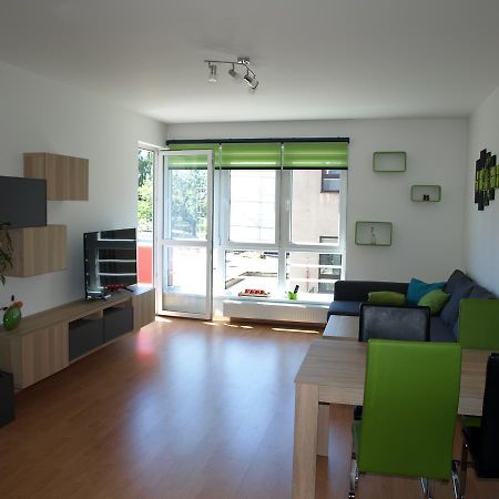 Apartman Self Check In/Out Vrchlabí Buitenkant foto